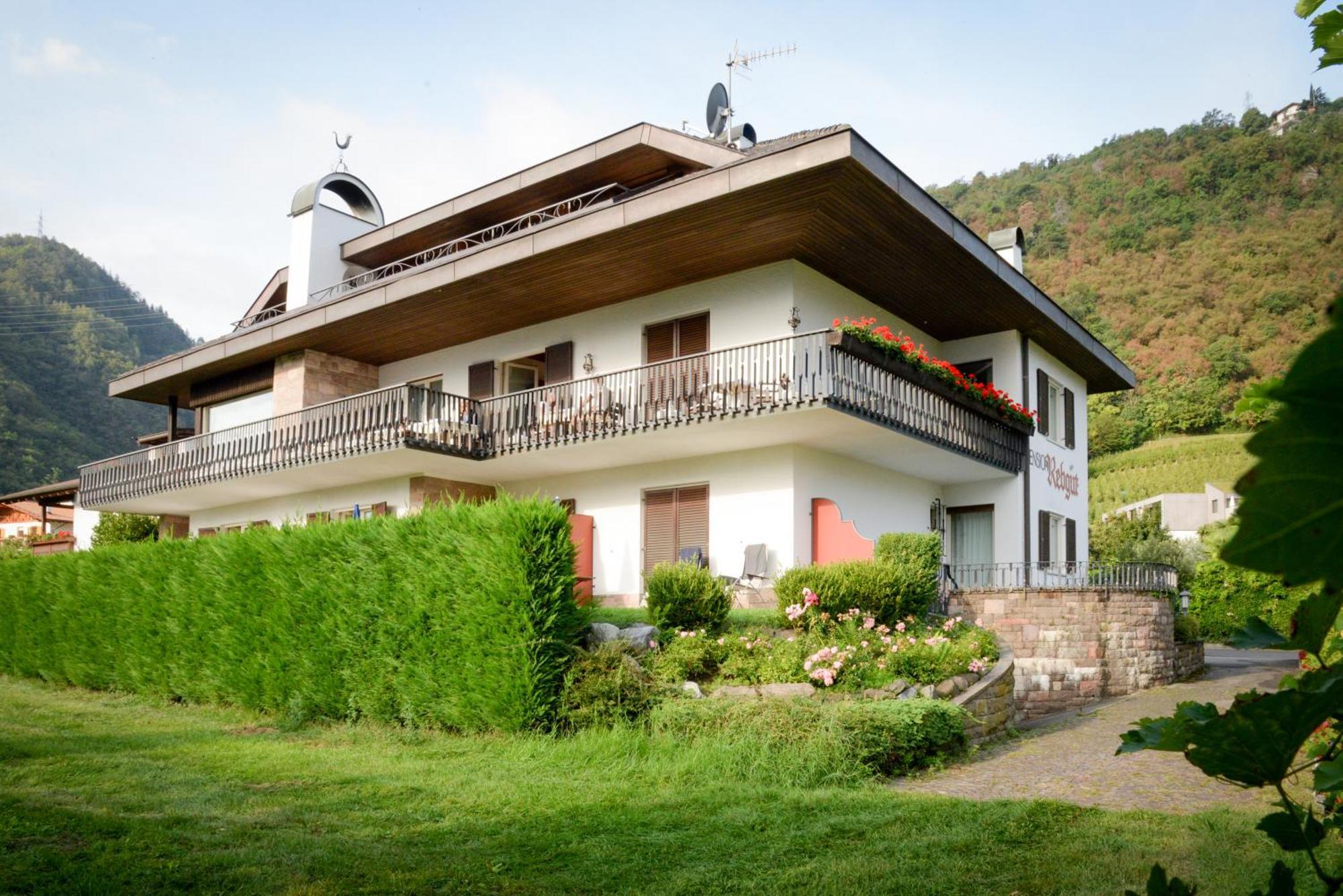 라나 Pension Rebgut B&B 외부 사진