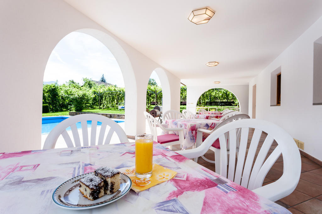 라나 Pension Rebgut B&B 외부 사진